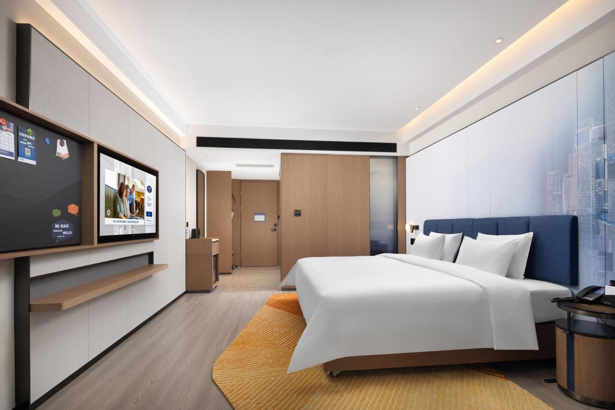 Отель Hampton By Hilton Shenzhen Futian Huaqiangbei Экстерьер фото