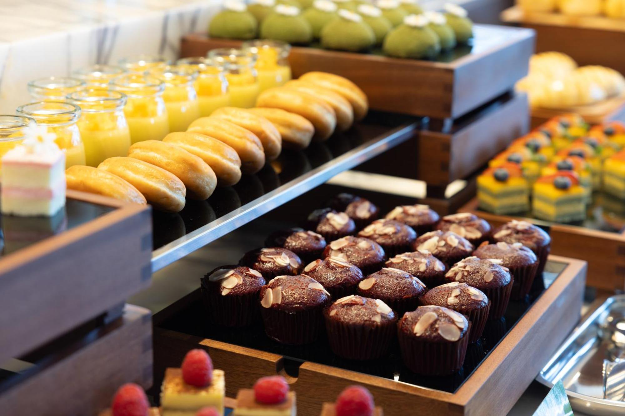 Отель Hampton By Hilton Shenzhen Futian Huaqiangbei Экстерьер фото