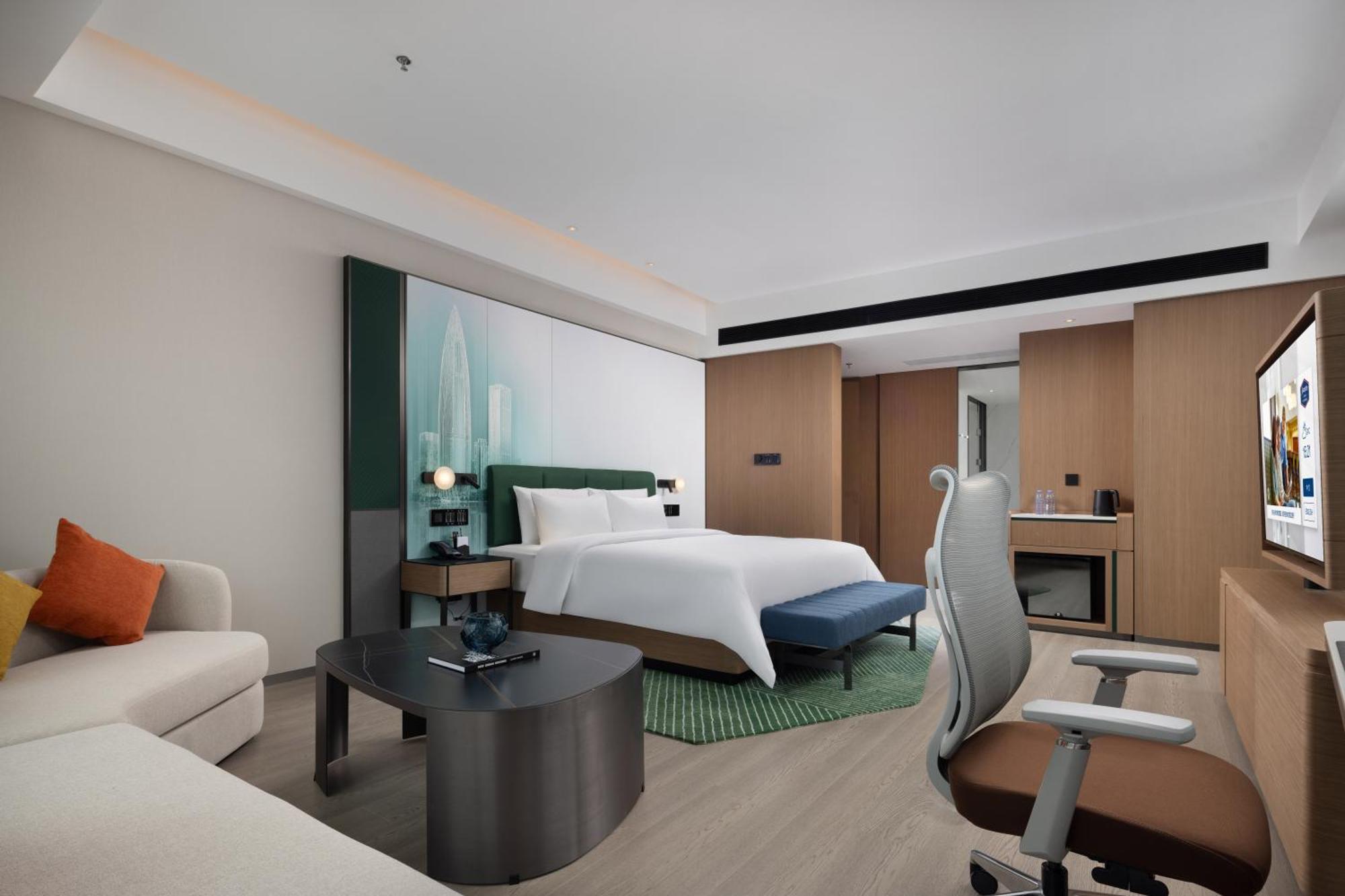 Отель Hampton By Hilton Shenzhen Futian Huaqiangbei Экстерьер фото