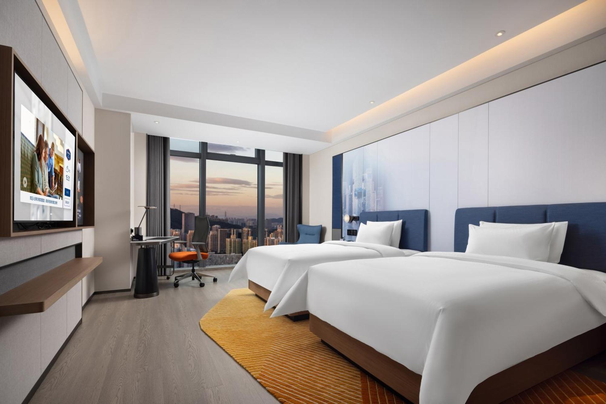 Отель Hampton By Hilton Shenzhen Futian Huaqiangbei Экстерьер фото