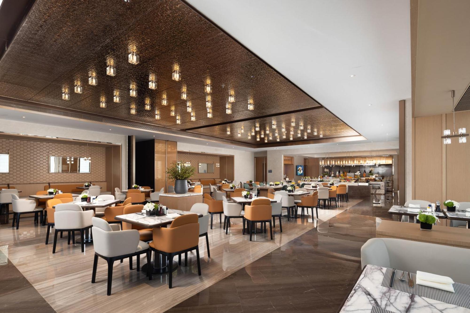 Отель Hampton By Hilton Shenzhen Futian Huaqiangbei Экстерьер фото